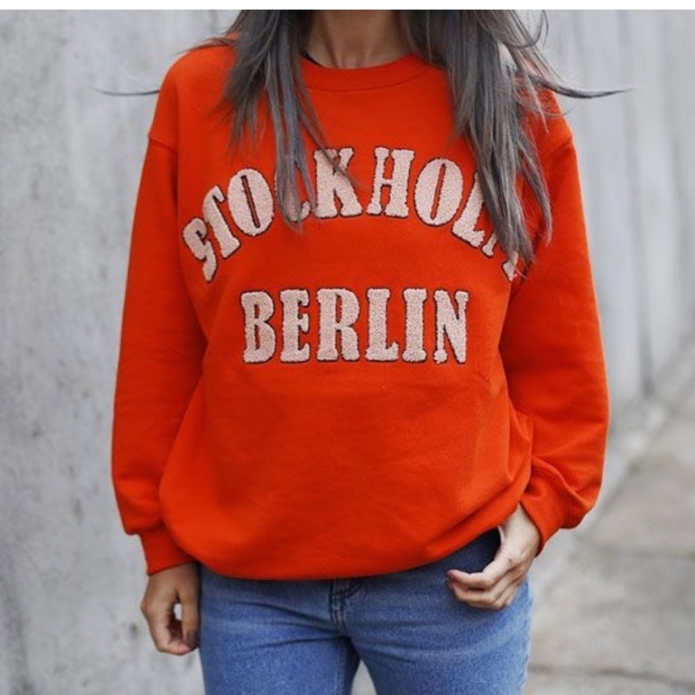 H&M Stockholm Berlin Orange Oversized Crew Neck Sweatshirt Women Size XS